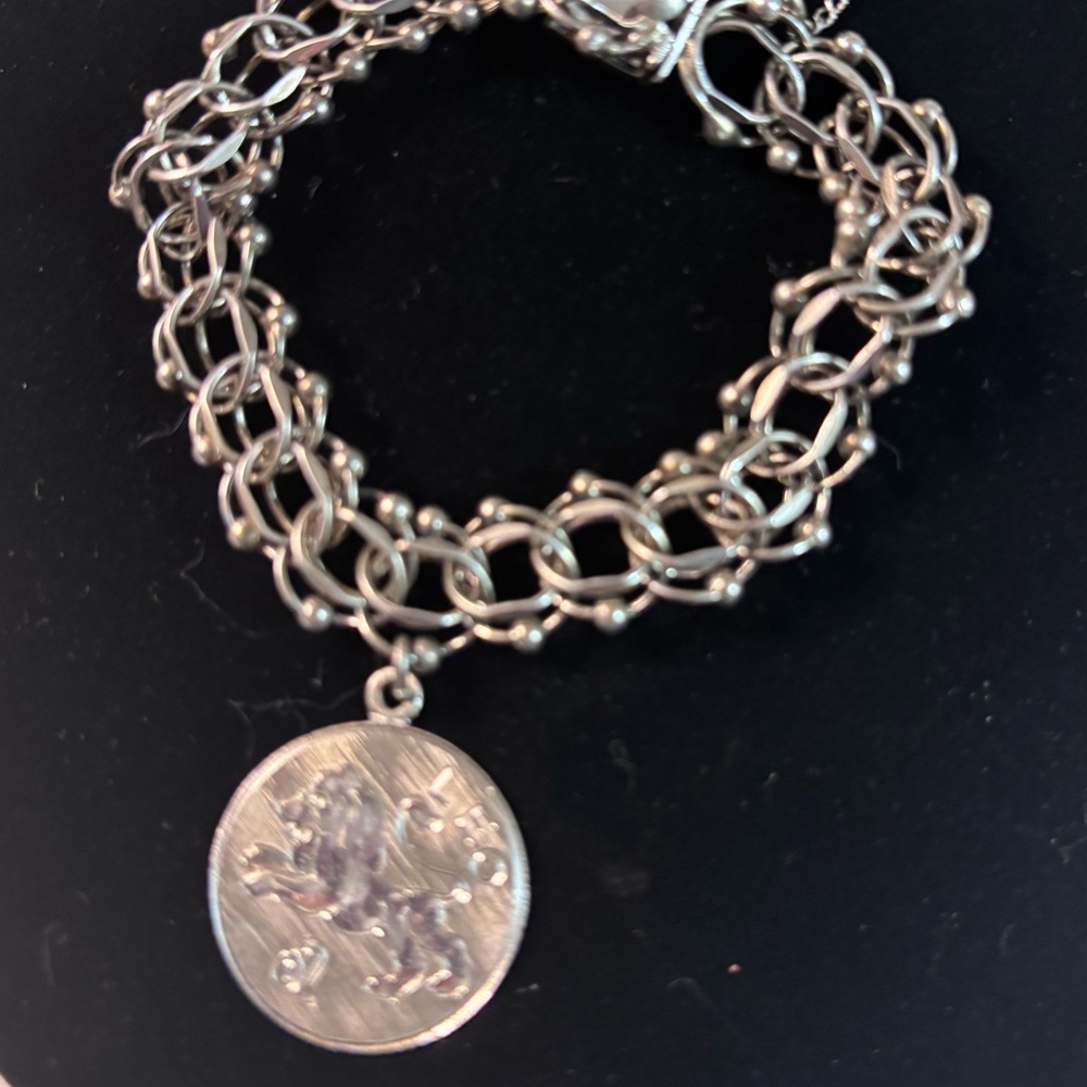 Vintage Sterling Silver Charm Bracelet (1 charm)